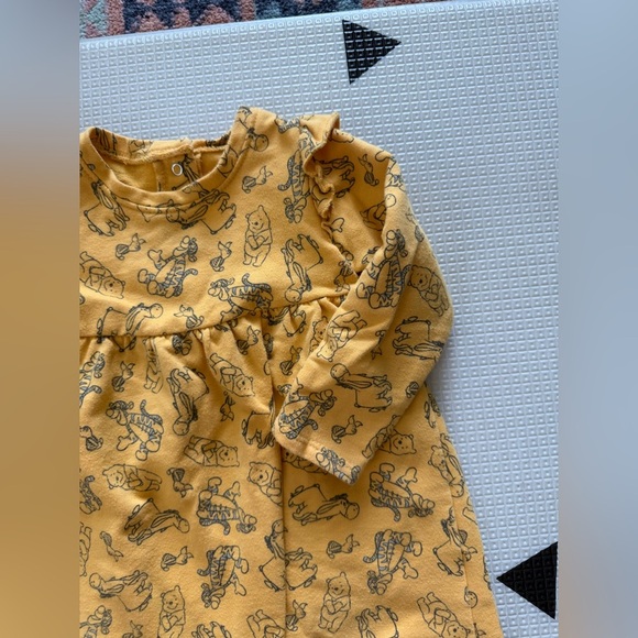 Disney baby|Baby girl Mustard yellow Winnie the Pooh long sleeve casual dress • - Picture 2 of 5